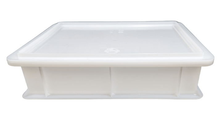 Side view of 30x40x10cm white plastic dough box with lid