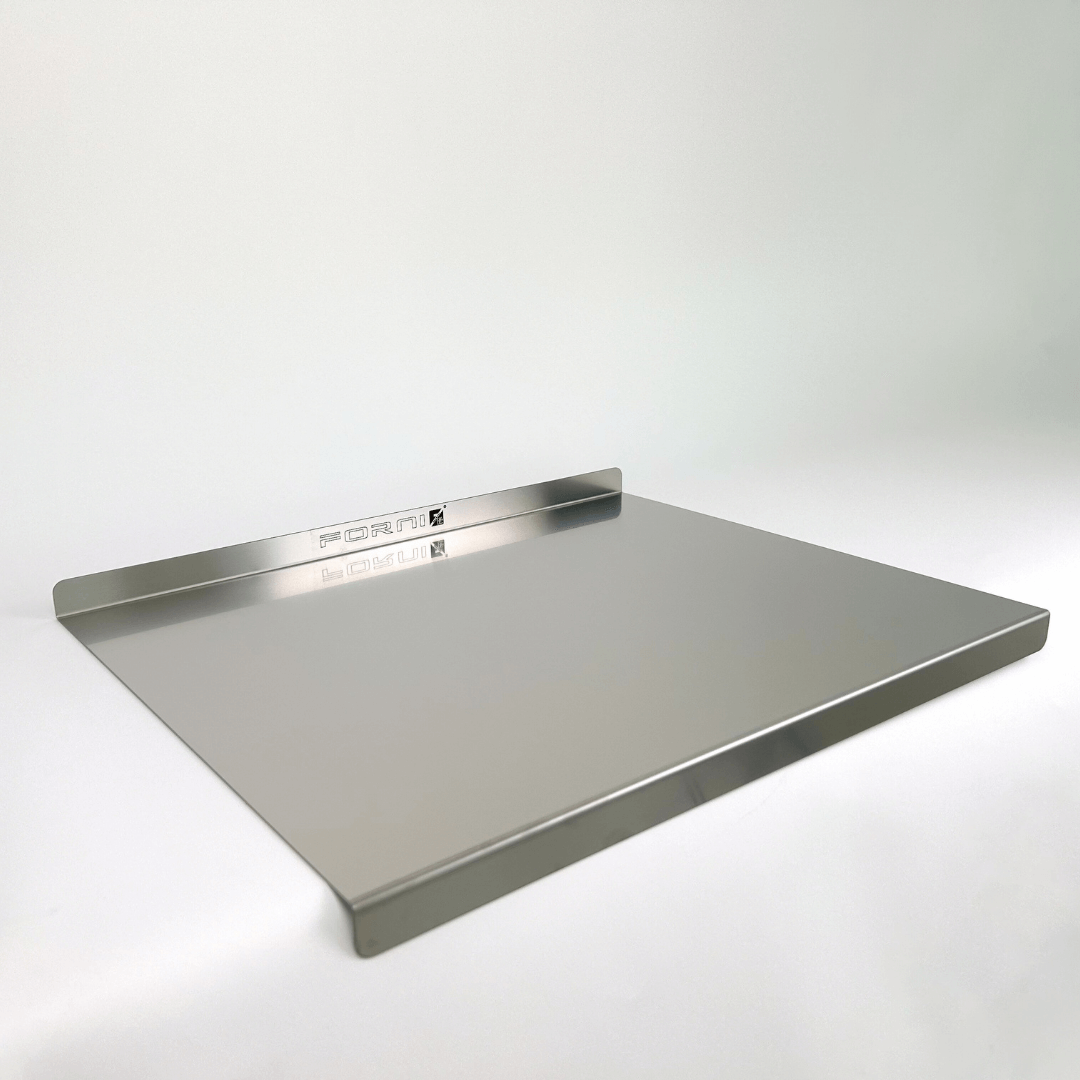 The Effeuno Stainless Steel Pizza Prep Board, a professional food-grade AISI 304 sheet, measures 50cm, has two raised edges, and elegantly rests on a white background.