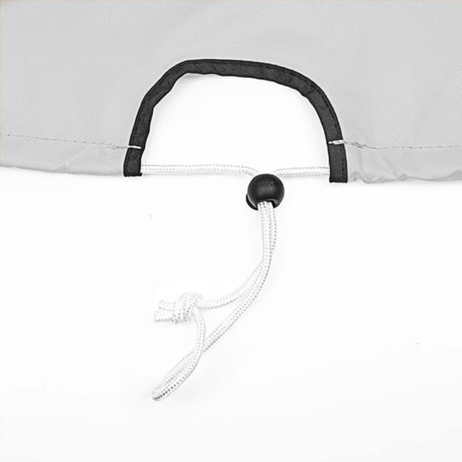 Close up image of the tightening string for the Pizza Party oven cover