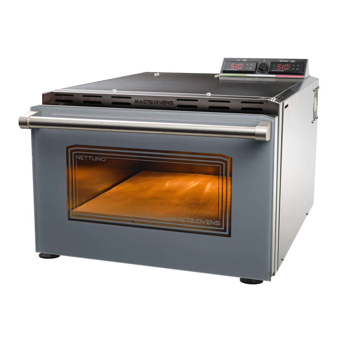 Macte Nettuno Advanced pizza oven with a grey door on a white background.